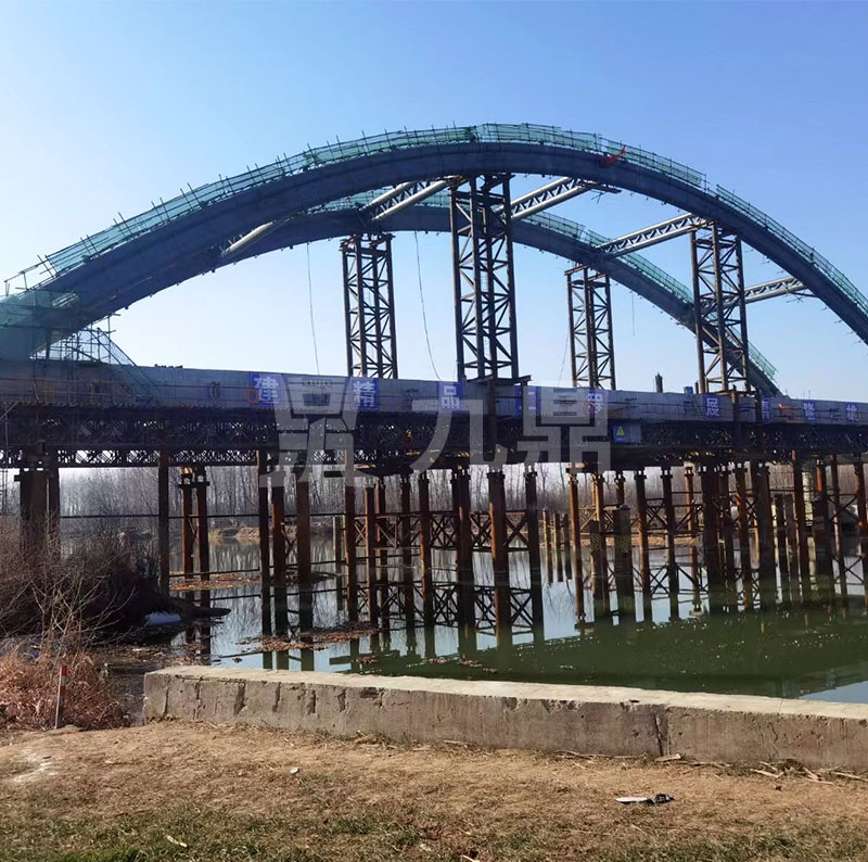 鋼棧橋 鋼棧橋